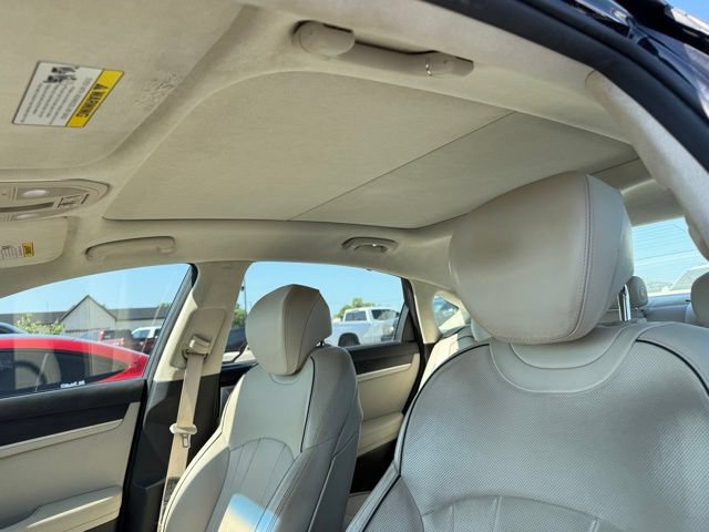 Used 2018 Genesis G80 5.0 Ultimate RWD image 4