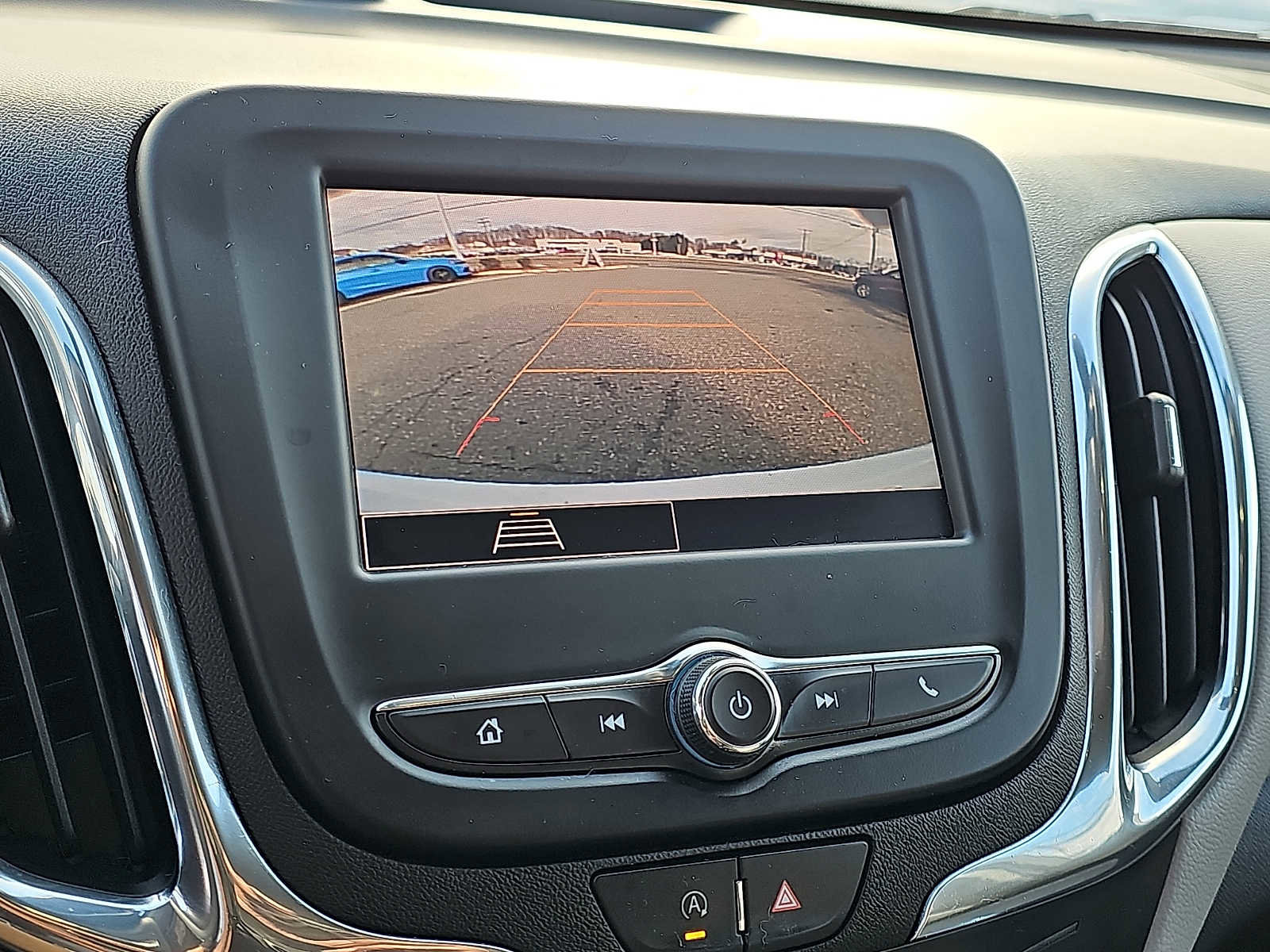 Used 2023 Chevrolet Equinox LS w/ LS Convenience Package AWD/4WD image 18