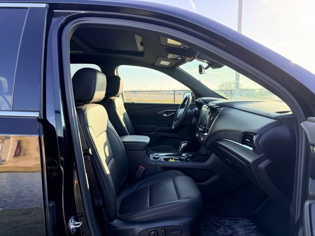 Certified 2024 Chevrolet Traverse High Country image 11