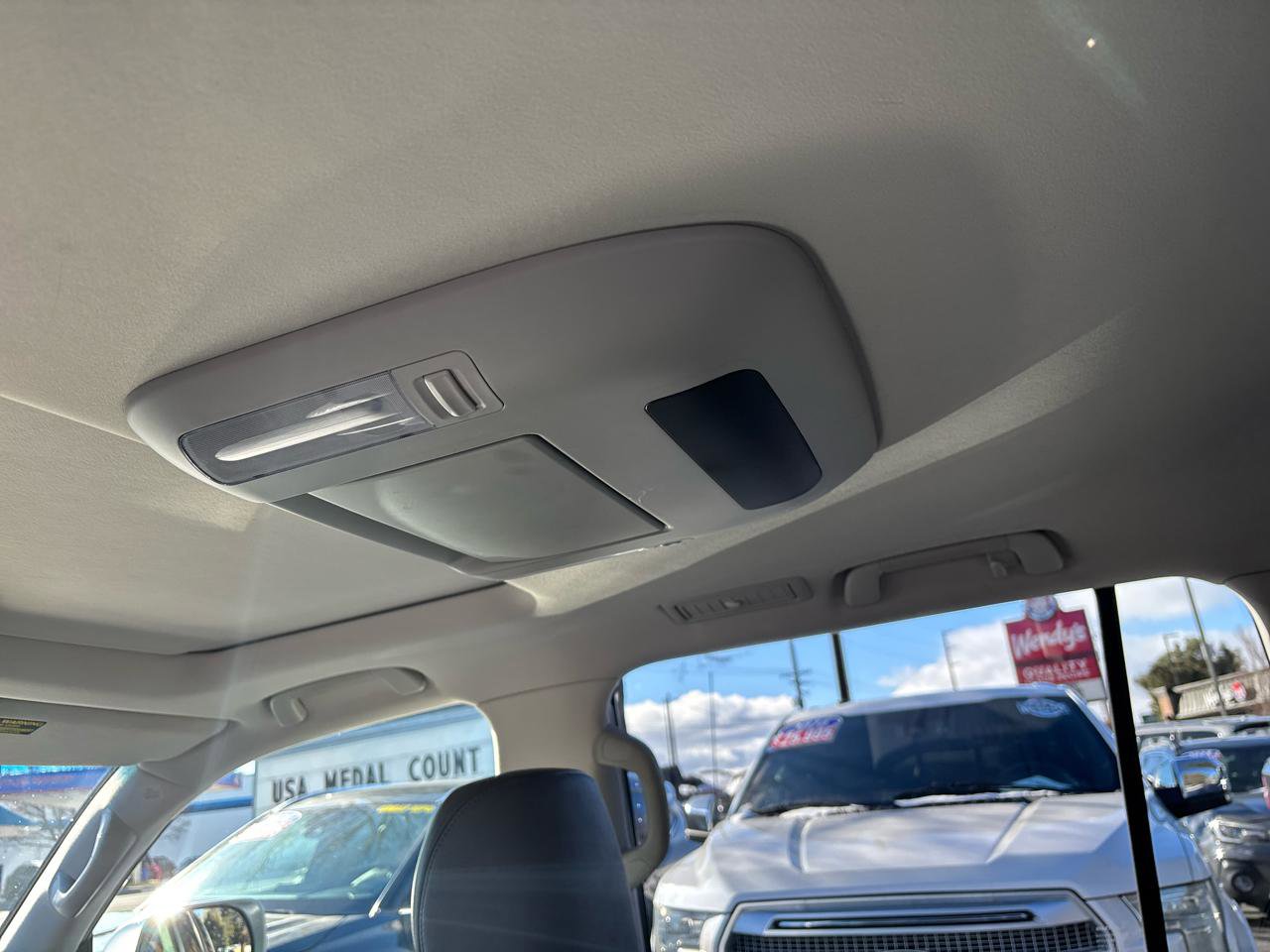 Used 2010 Lexus LX 570 4WD image 11