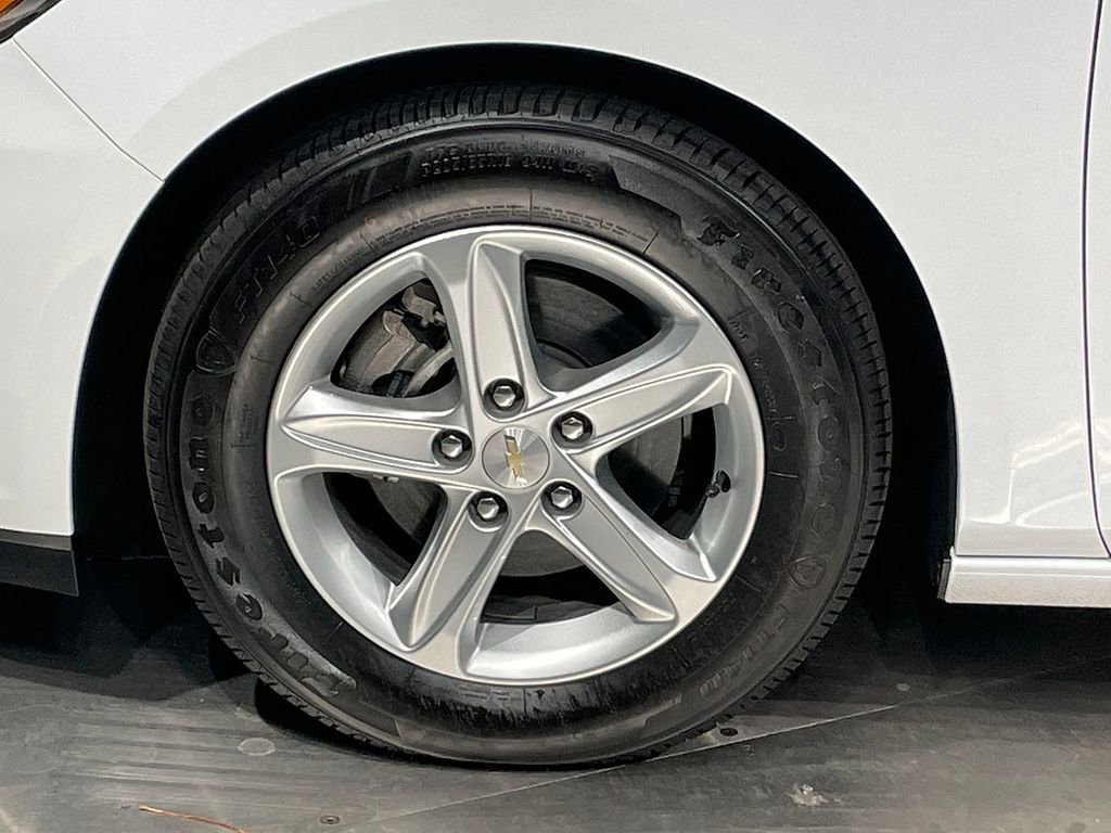 Used 2024 Chevrolet Malibu LS w/ Driver Confidence Package image 35