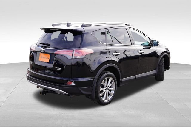 Used 2016 Toyota RAV4 Limited w/ Advanced Technology Package image 5