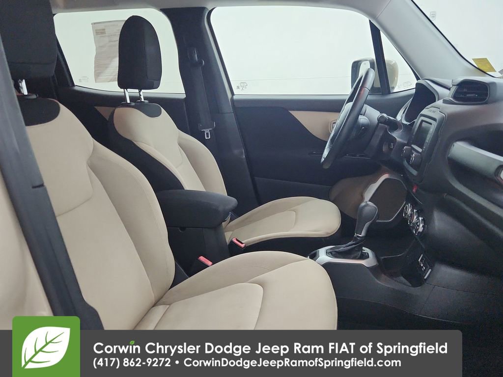 Used 2016 Jeep Renegade Latitude image 30