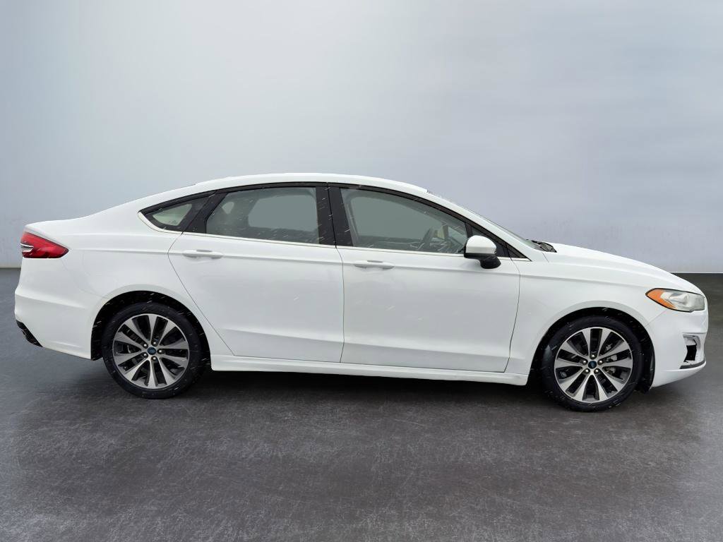 Used 2019 Ford Fusion SE image 6