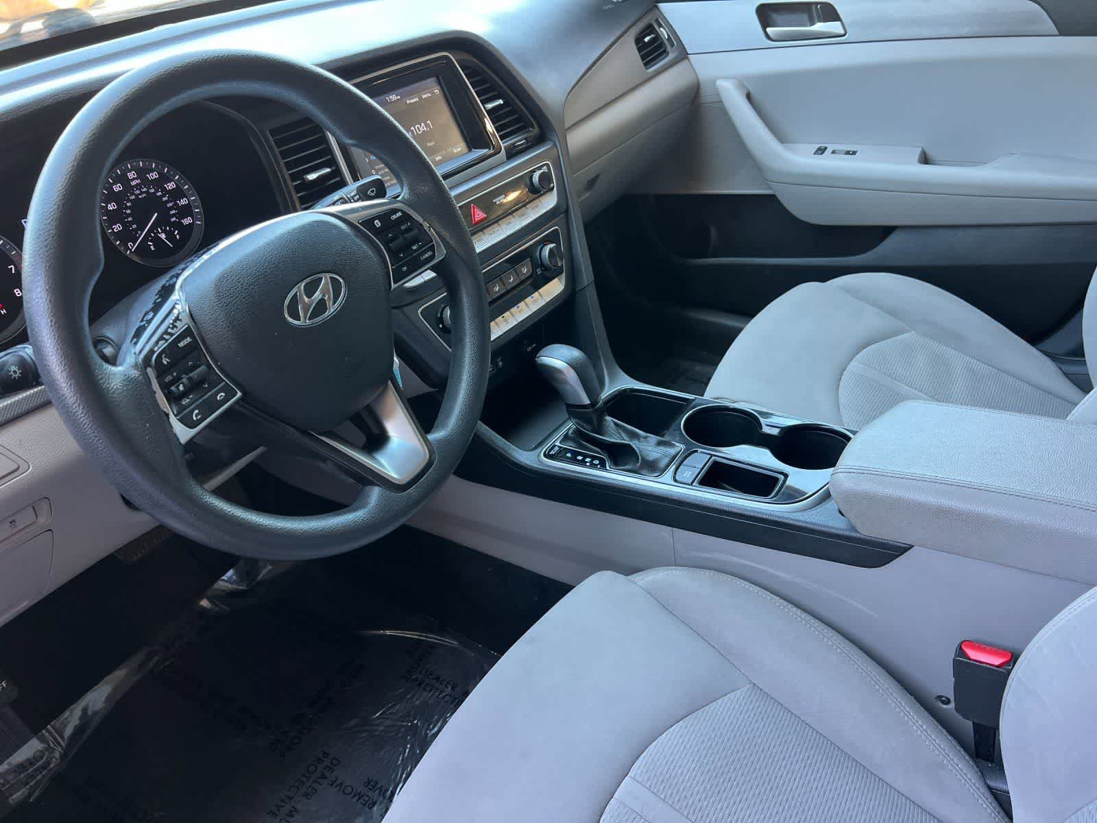 Used 2018 Hyundai Sonata SE FWD image 12