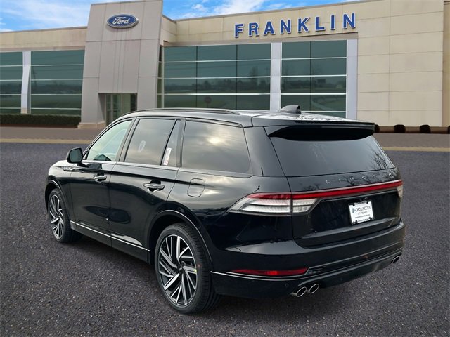 New 2026 Lincoln Aviator Black Label w/ Jet Appearance Package image 5