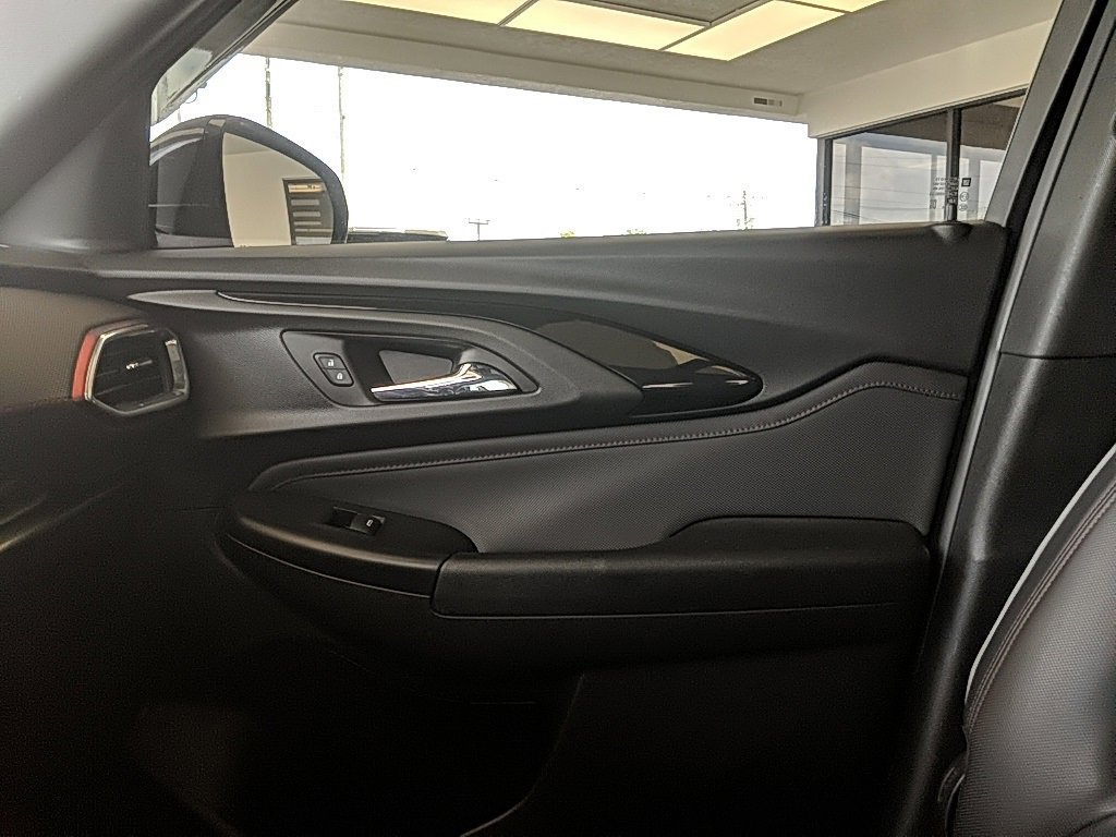Used 2021 Chevrolet TrailBlazer RS w/ Sun and Liftgate Package image 19