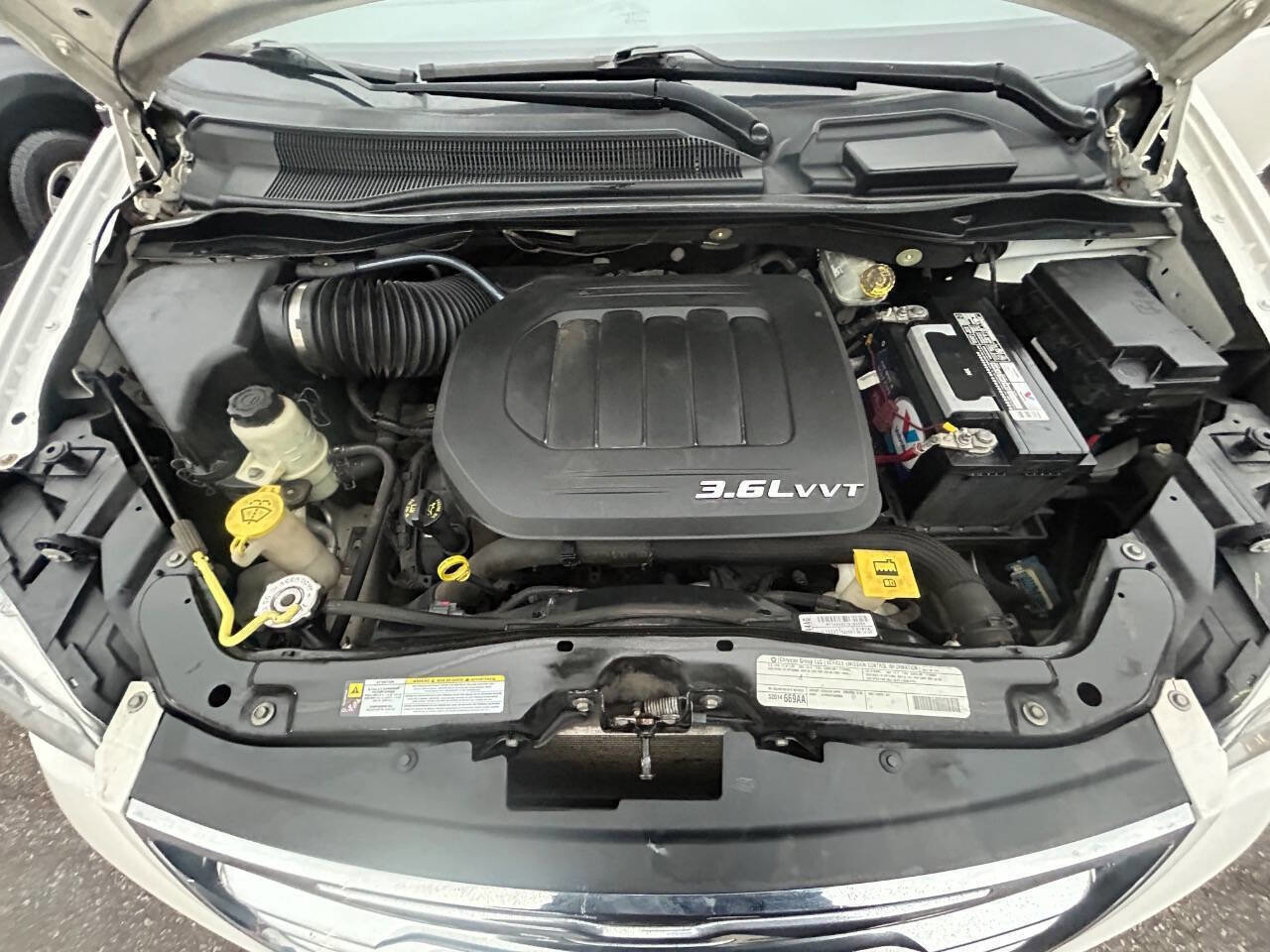 Used 2012 Chrysler Town & Country Touring w/ Entertainment Group #1 image 13