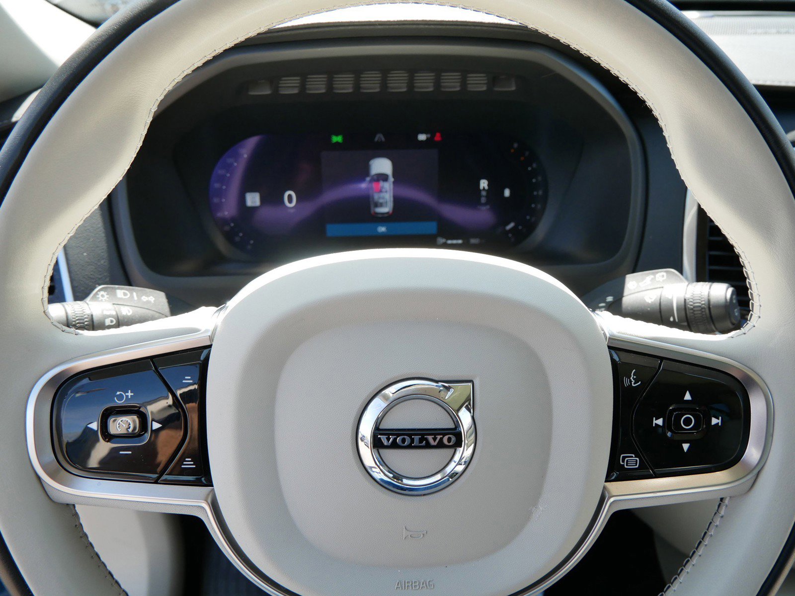 Certified 2023 Volvo XC90 B6 Ultimate AWD/4WD image 24