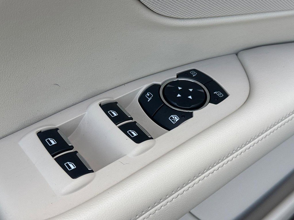 Used 2020 Lincoln MKZ Reserve w/ Elements Package image 22