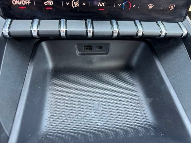 Certified 2025 GMC Terrain Elevation AWD/4WD image 26