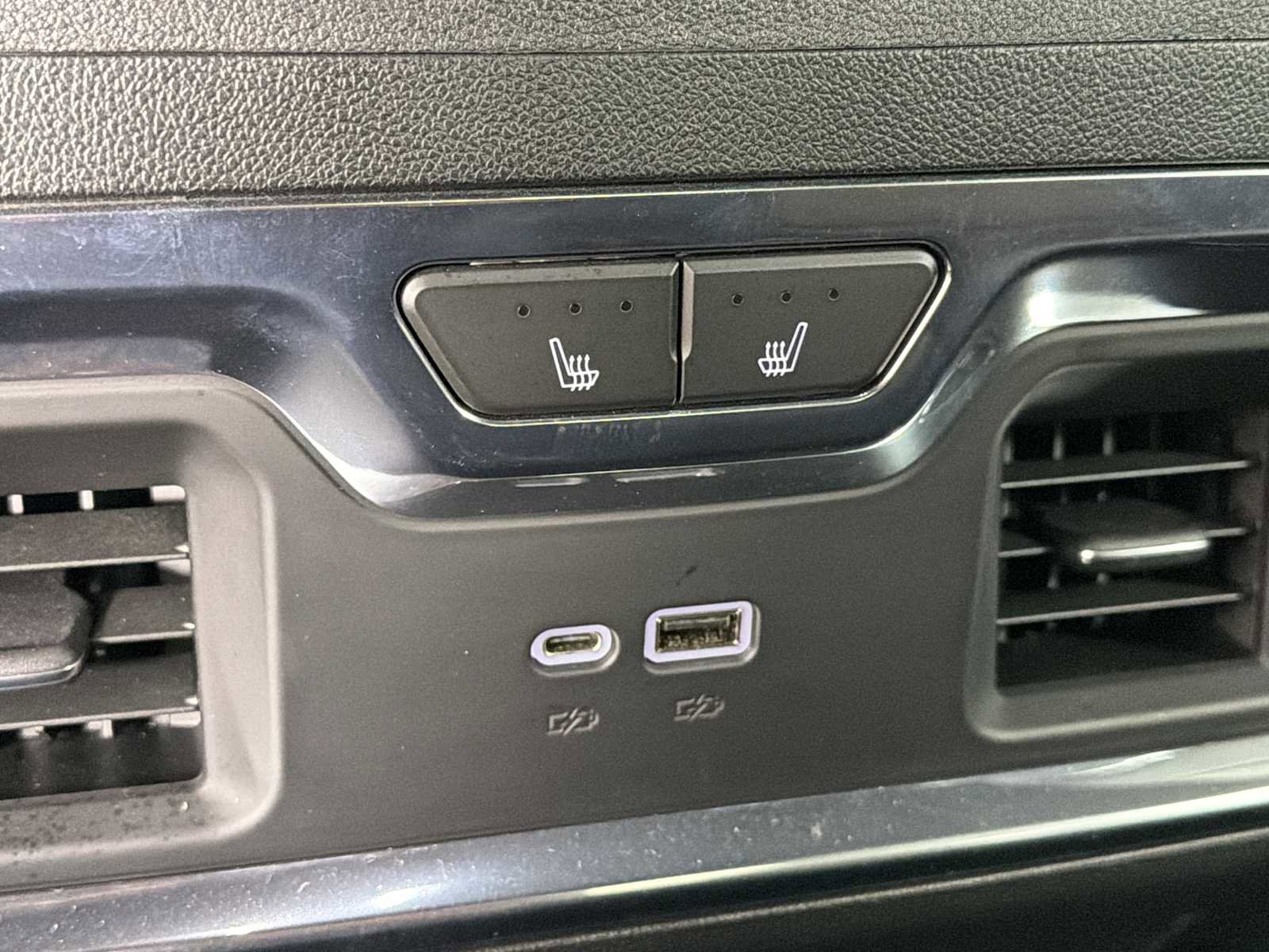 Used 2023 Chevrolet Silverado 1500 High Country w/ High Country Premium Package image 21