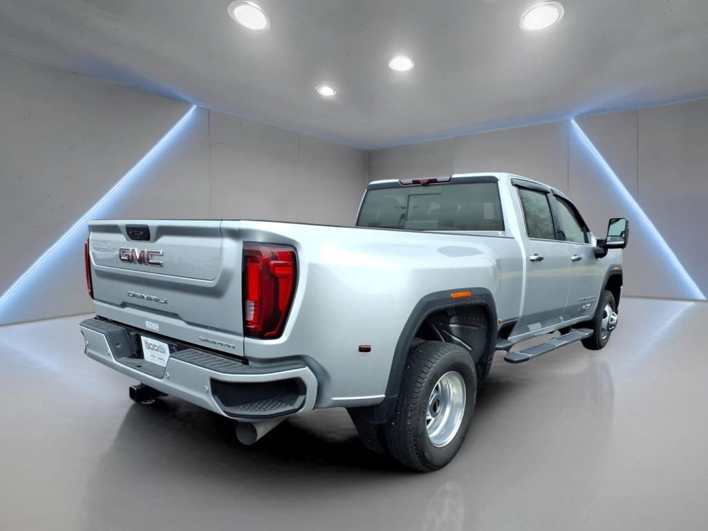 Used 2022 GMC Sierra 3500 Denali w/ Technology Package image 7