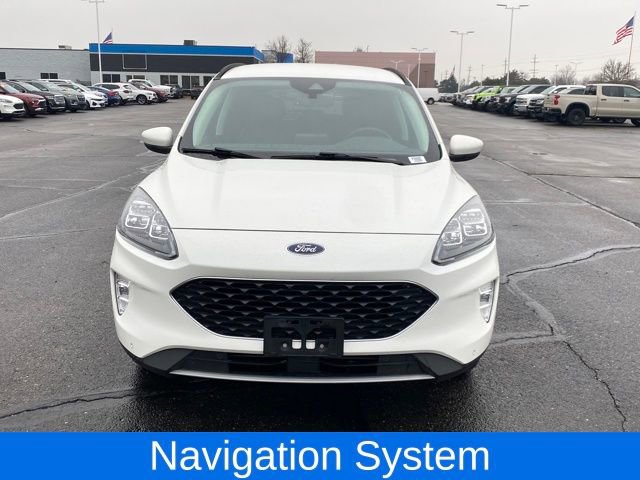 Used 2022 Ford Escape Titanium AWD/4WD image 2