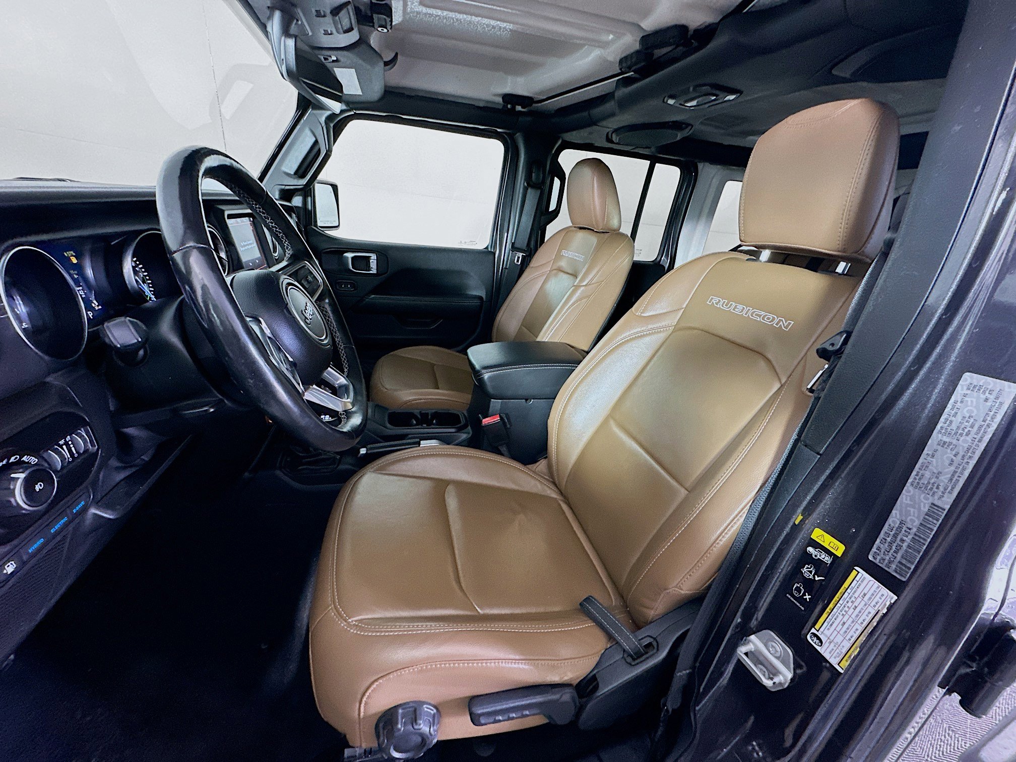 Used 2021 Jeep Wrangler Unlimited Rubicon 4xe w/ Cold Weather Group image 13