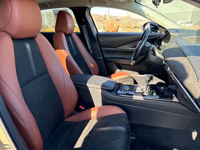 Used 2024 MAZDA CX-30 Carbon image 10
