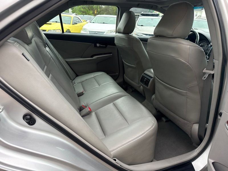 Used 2012 Toyota Camry XLE FWD image 20