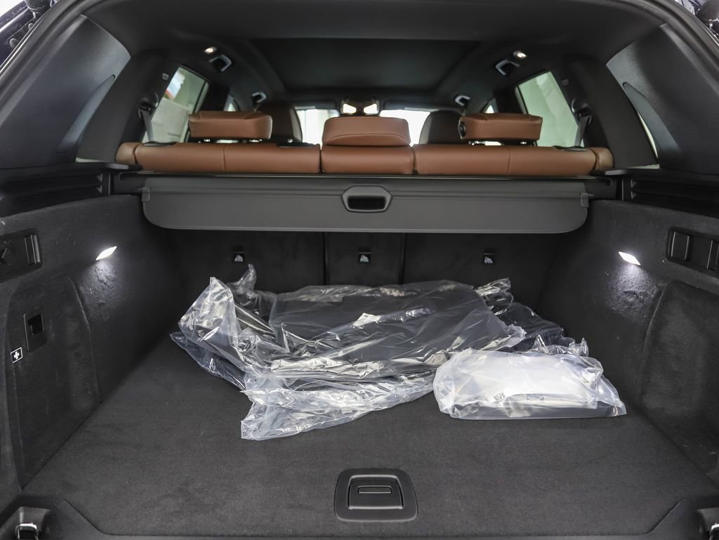 New 2026 BMW X5 xDrive40i w/ M Sport Package image 24