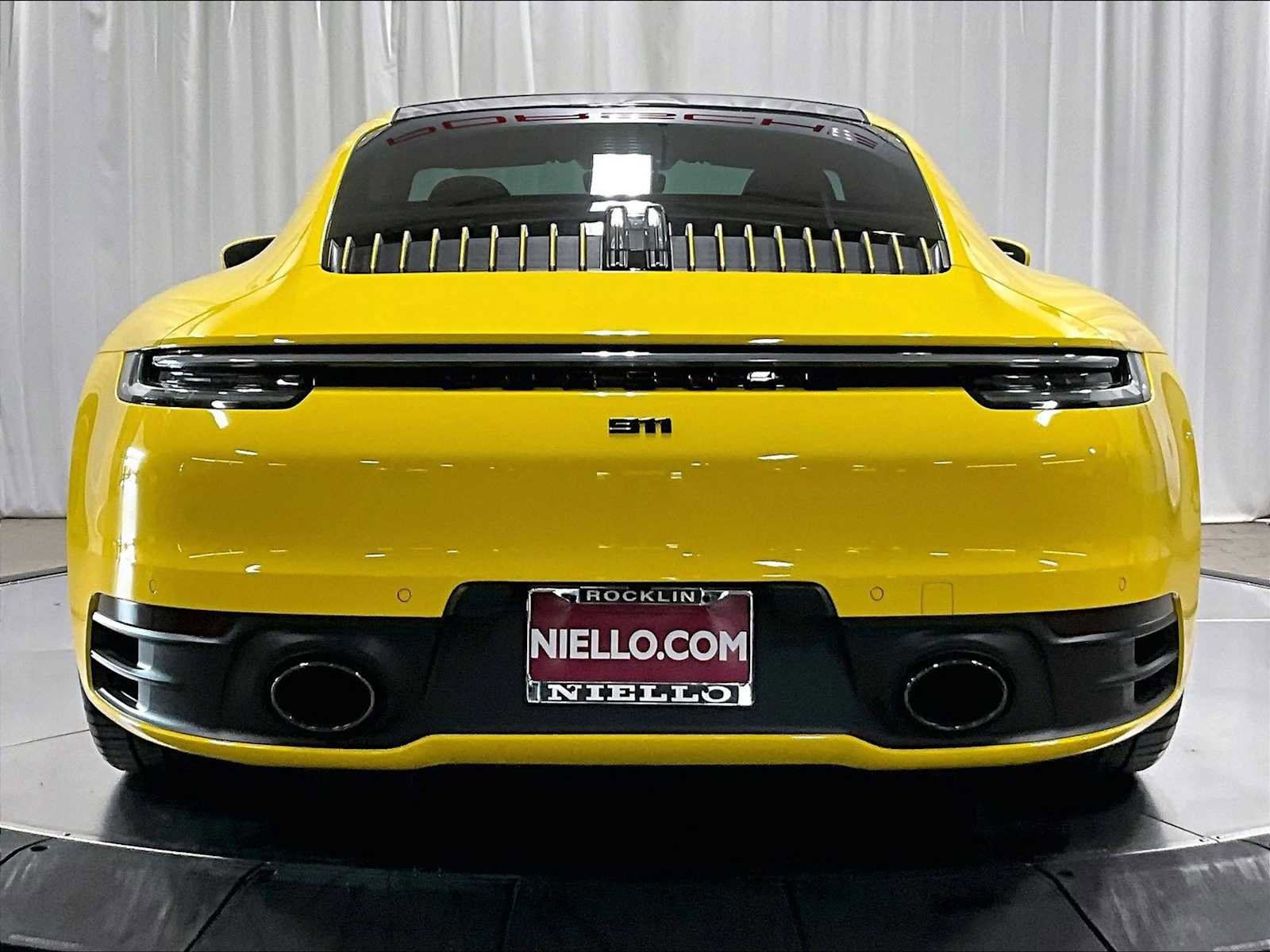 Used 2020 Porsche 911 Carrera S image 9