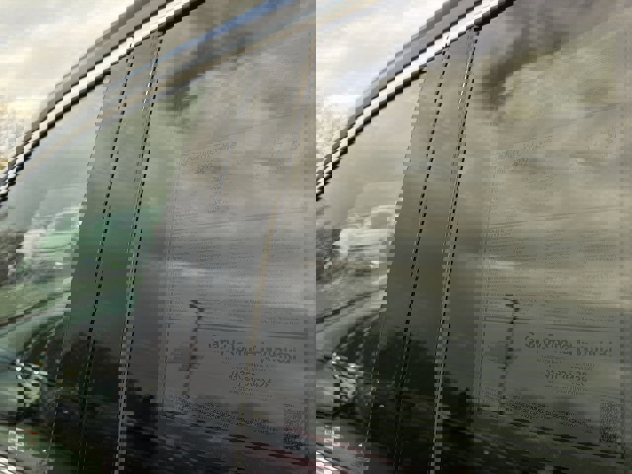 Used 2023 Chevrolet Traverse LT image 25