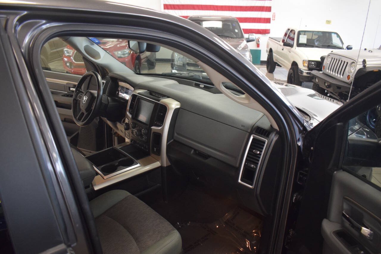 Used 2015 RAM 1500 Big Horn AWD/4WD image 24