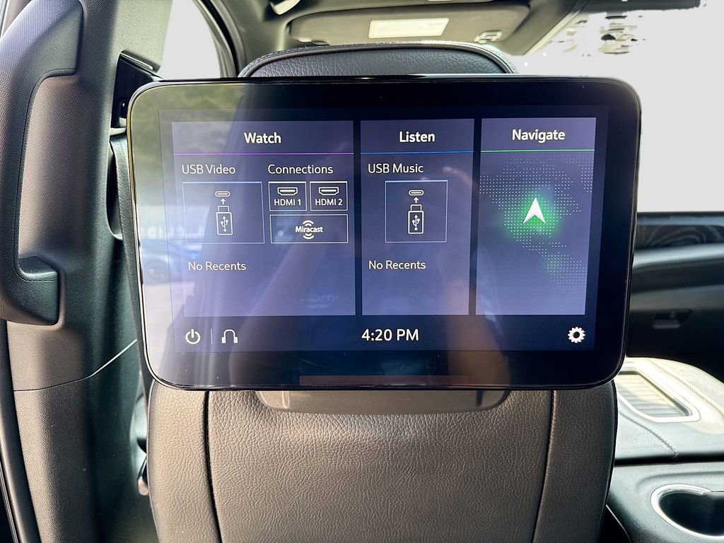 Used 2021 GMC Yukon XL Denali image 39