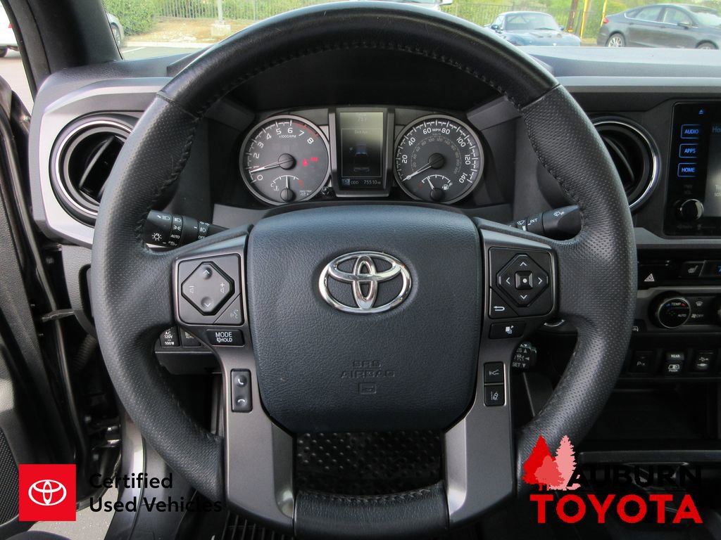 Certified 2018 Toyota Tacoma TRD Off-Road image 13
