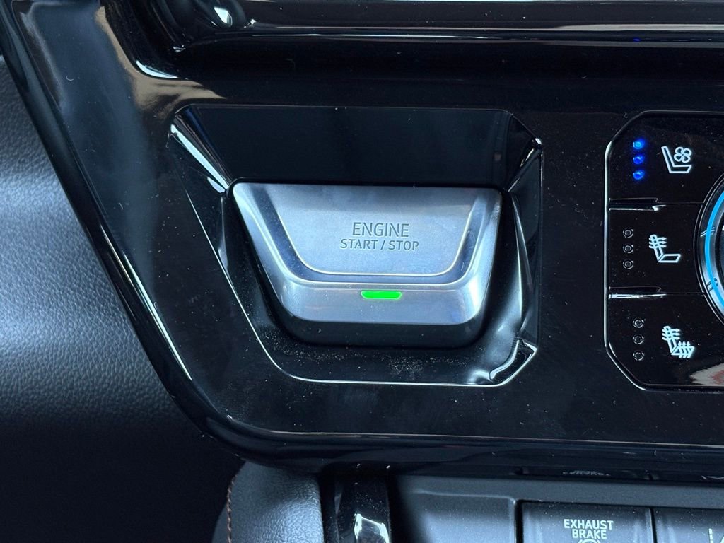 New 2026 GMC Sierra 2500 AT4 w/ AT4 Premium Plus Package image 33