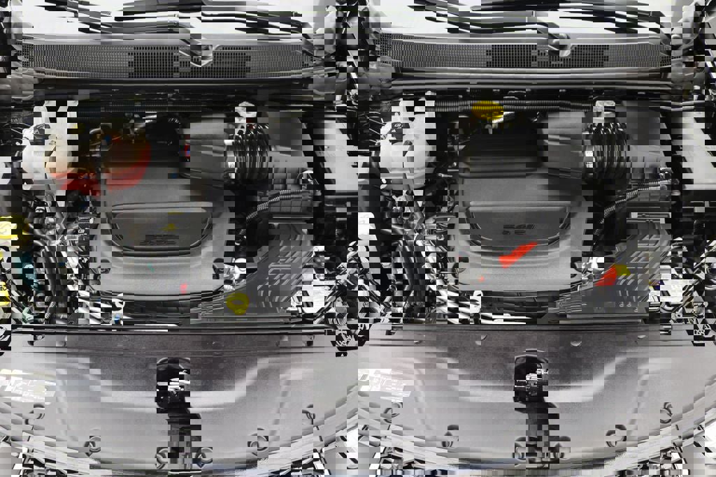 Used 2025 Chrysler Pacifica Select image 24