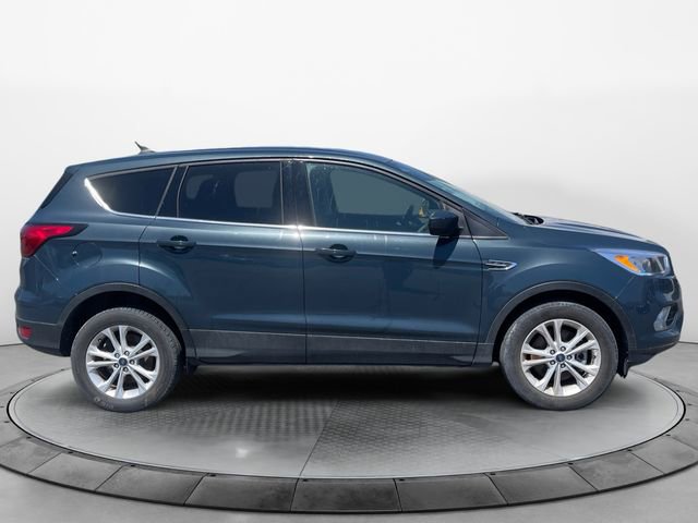 Used 2019 Ford Escape SE image 6
