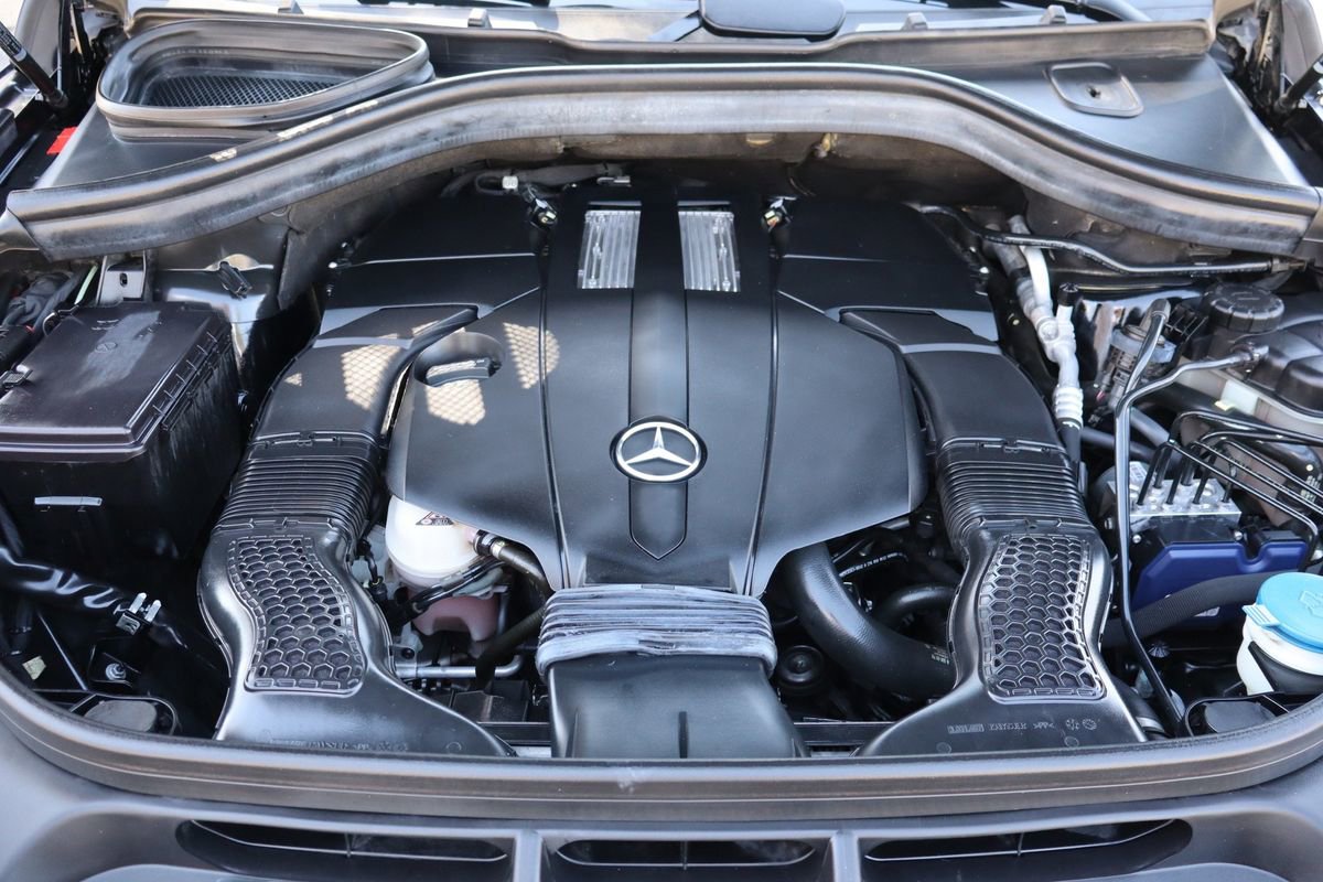 Used 2017 Mercedes-Benz GLS 450 4MATIC image 43