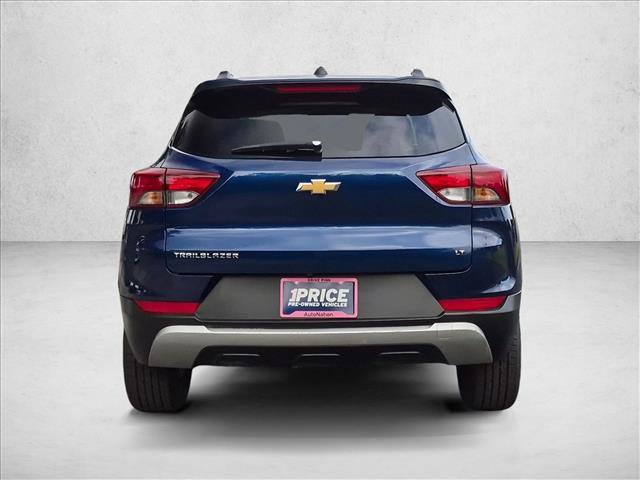 Used 2023 Chevrolet TrailBlazer LT FWD image 7