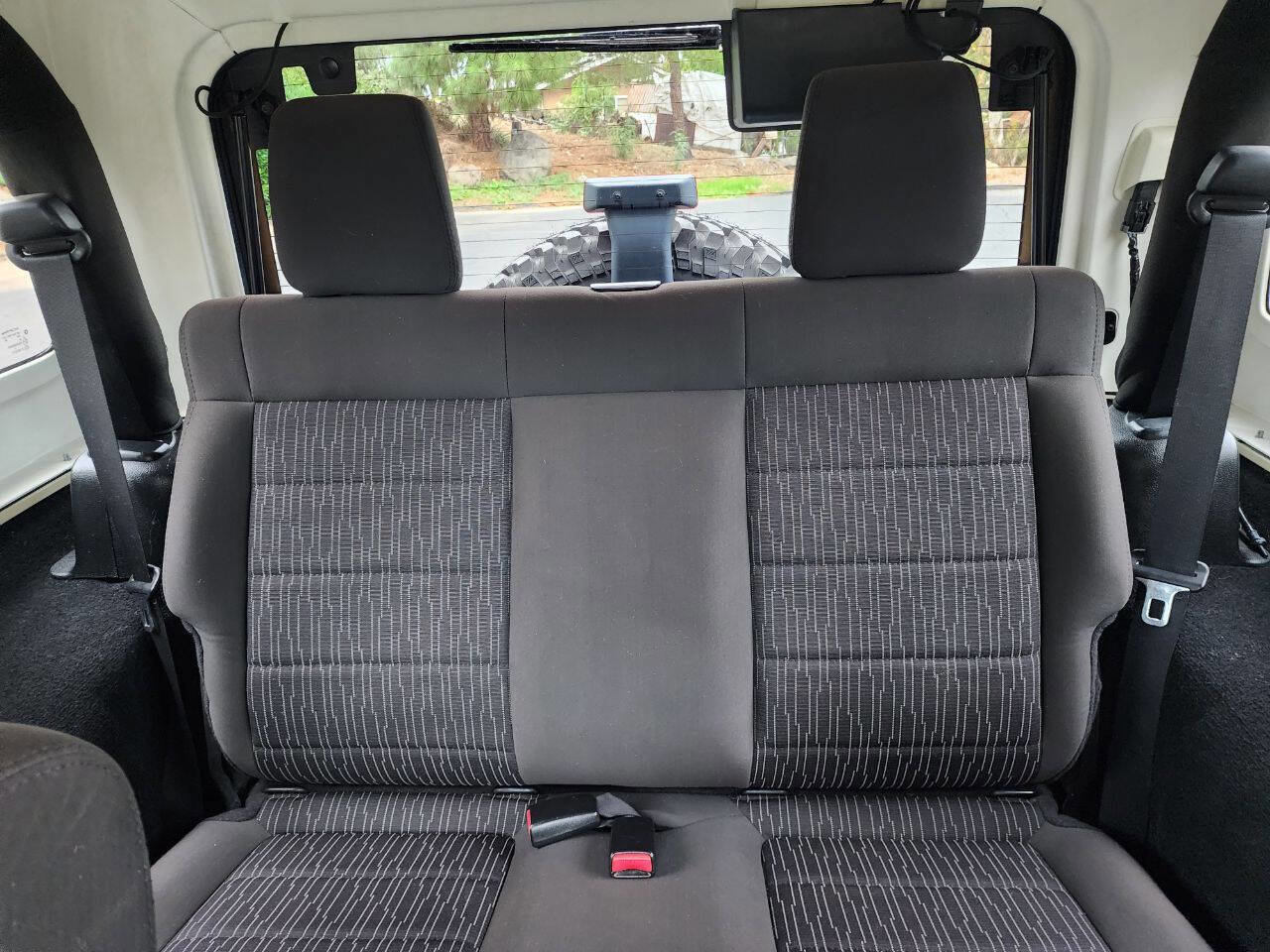 Used 2011 Jeep Wrangler Sahara w/ Dual Top Group image 33