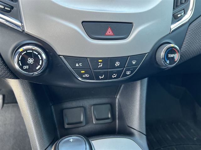 Used 2018 Chevrolet Cruze LS image 18