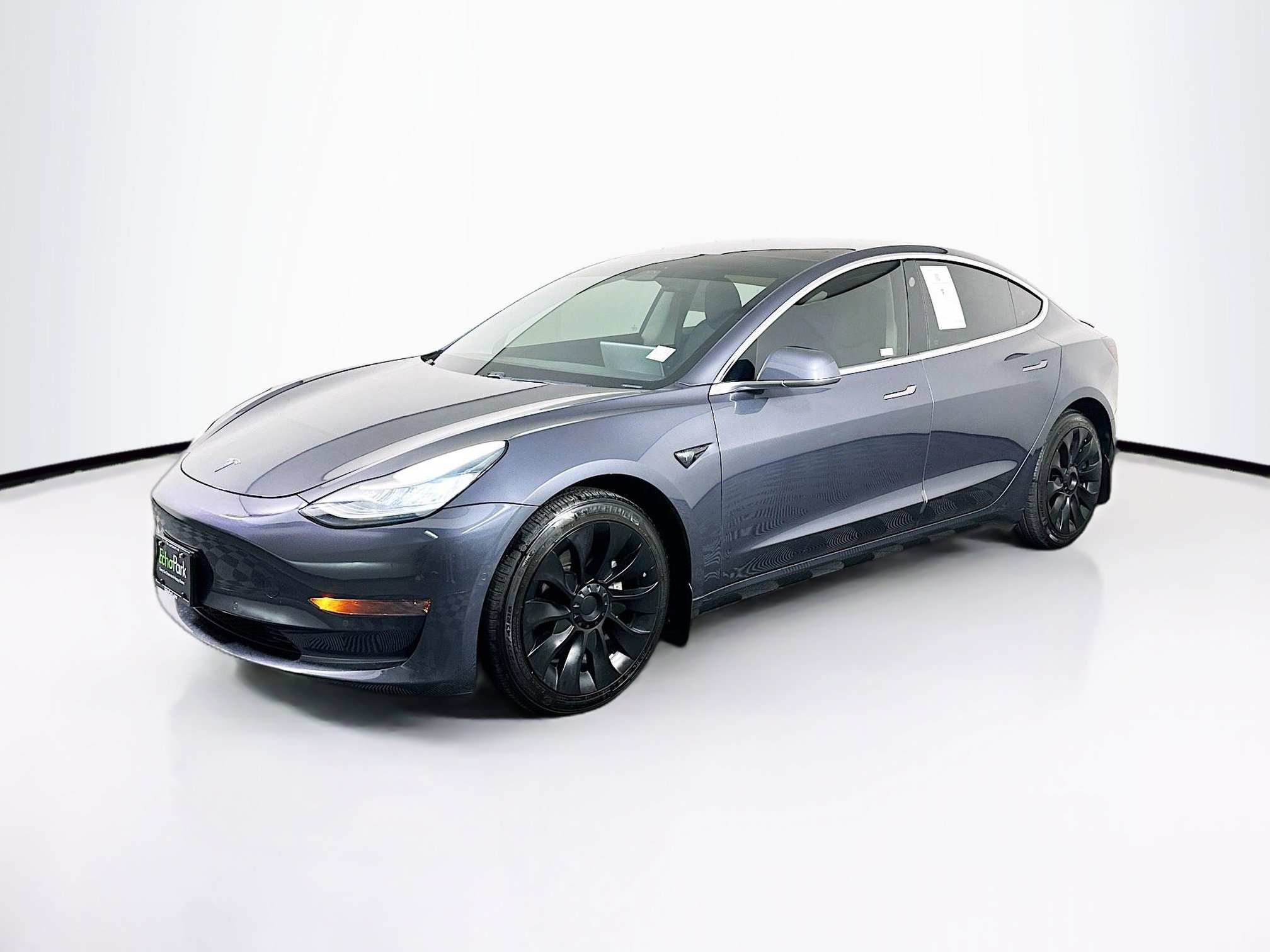 Used 2019 Tesla Model 3 Standard Range Plus RWD image 3