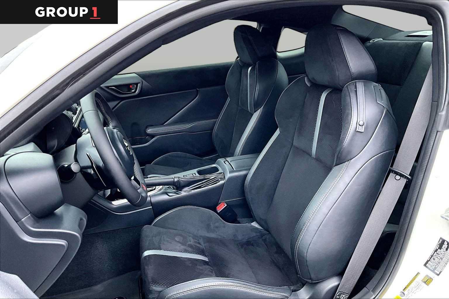 Used 2023 Toyota GR86 Premium RWD image 9