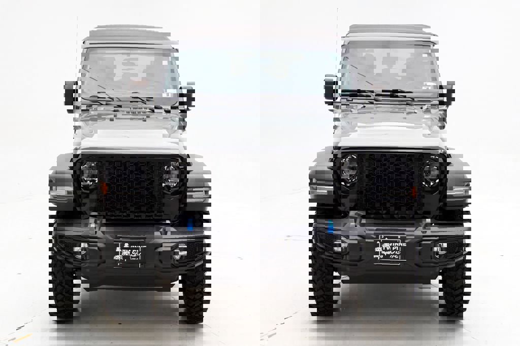 Used 2023 Jeep Wrangler Unlimited image 4