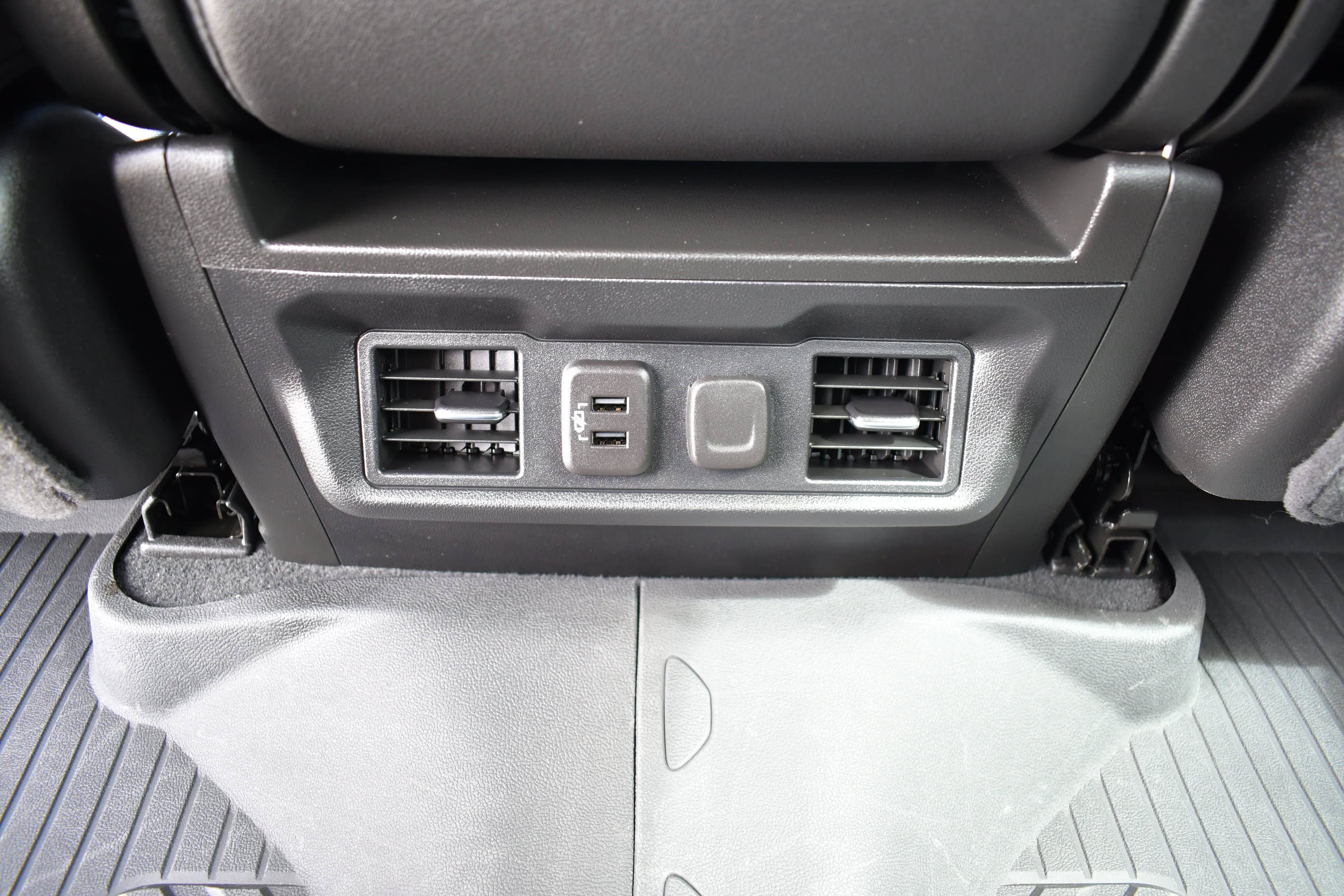 Used 2020 GMC Sierra 1500 SLT w/ Driver Alert Package I RWD image 28