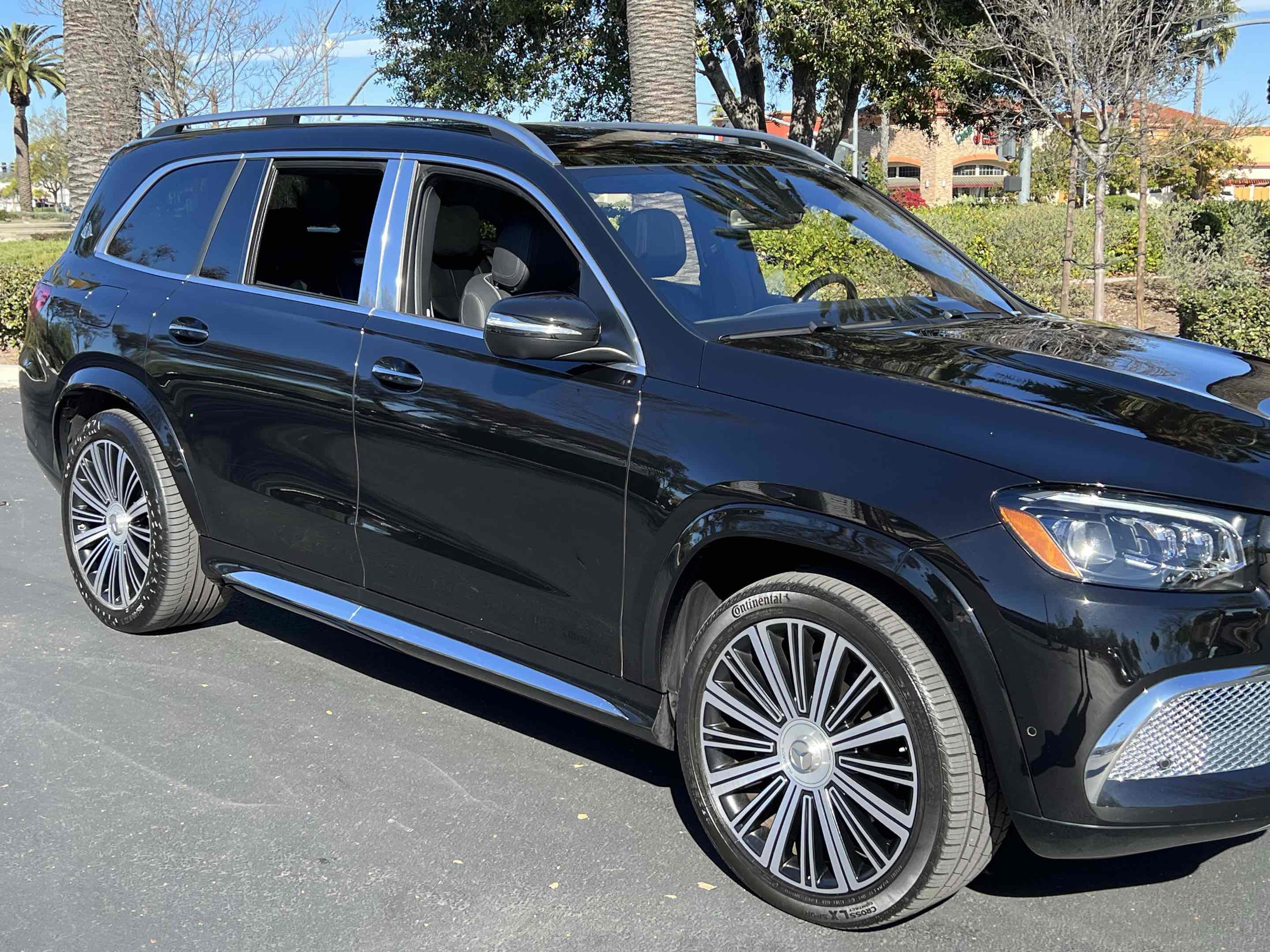 Used 2023 Mercedes-Benz Maybach GLS 600 4MATIC image 53