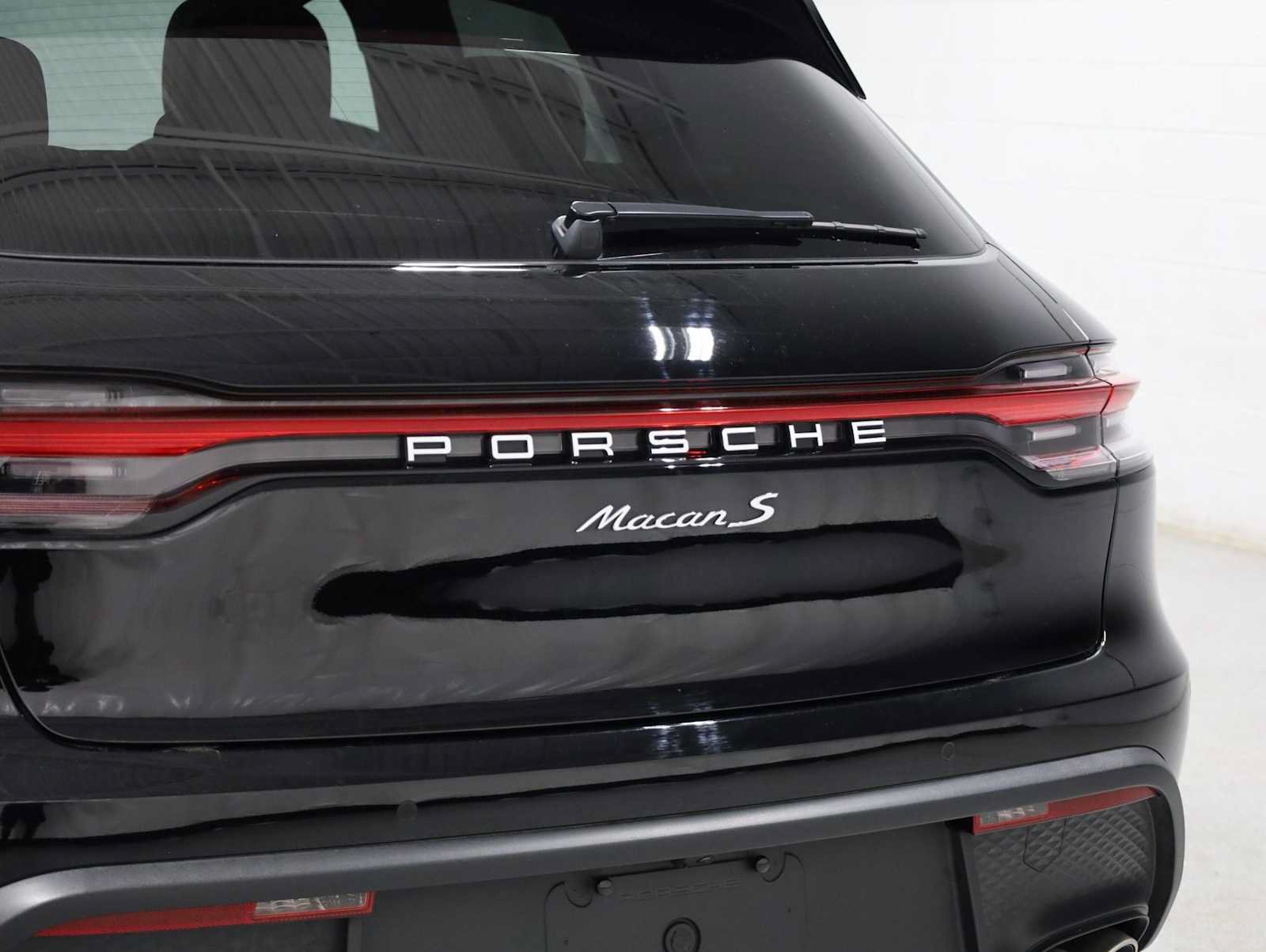 Used 2026 Porsche Macan S AWD/4WD image 8