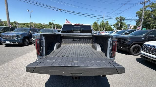 New 2026 GMC Sierra 2500 AT4 w/ Technology Package AWD/4WD image 10