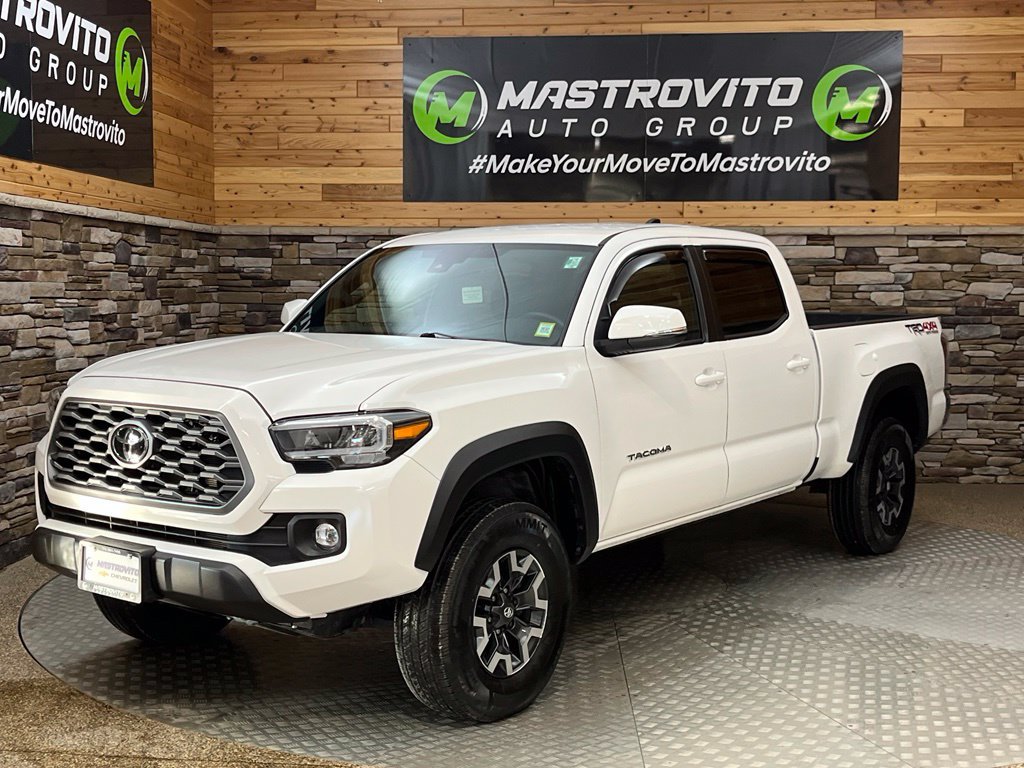Used 2023 Toyota Tacoma TRD Off-Road AWD/4WD image 23