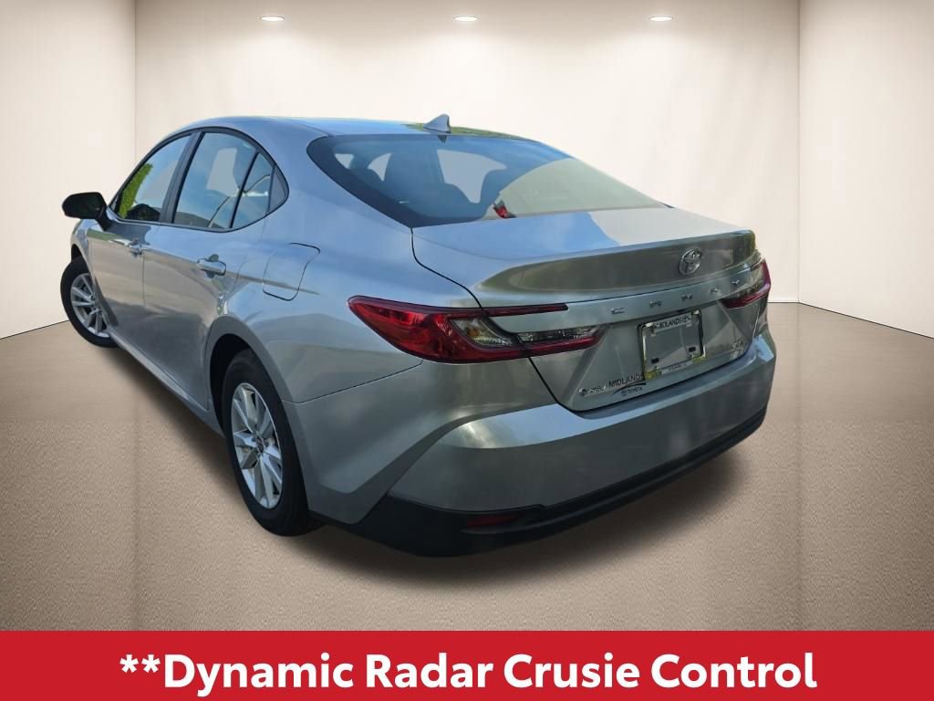 Used 2026 Toyota Camry LE image 6