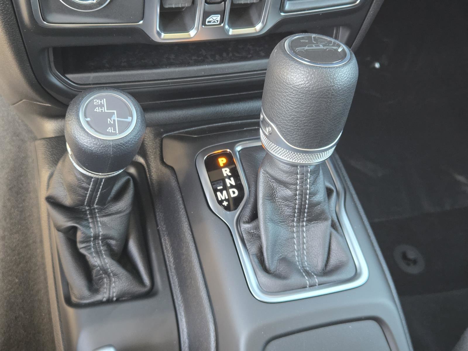 New 2026 Jeep Gladiator Sport image 16