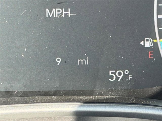 New 2026 Chrysler Pacifica Select w/ S Appearance Package image 23