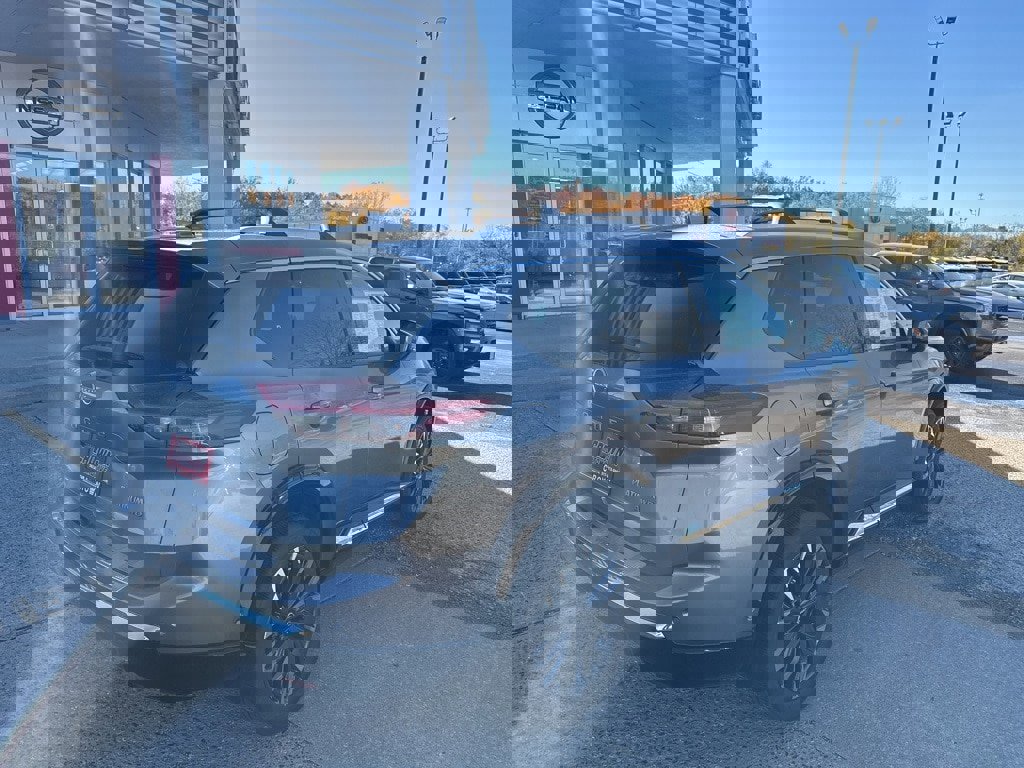 New 2026 Nissan Rogue Platinum image 4