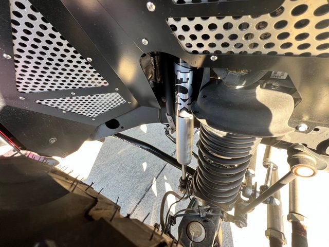 Used 2019 Jeep Wrangler Unlimited Rubicon w/ Steel Bumper Group image 14