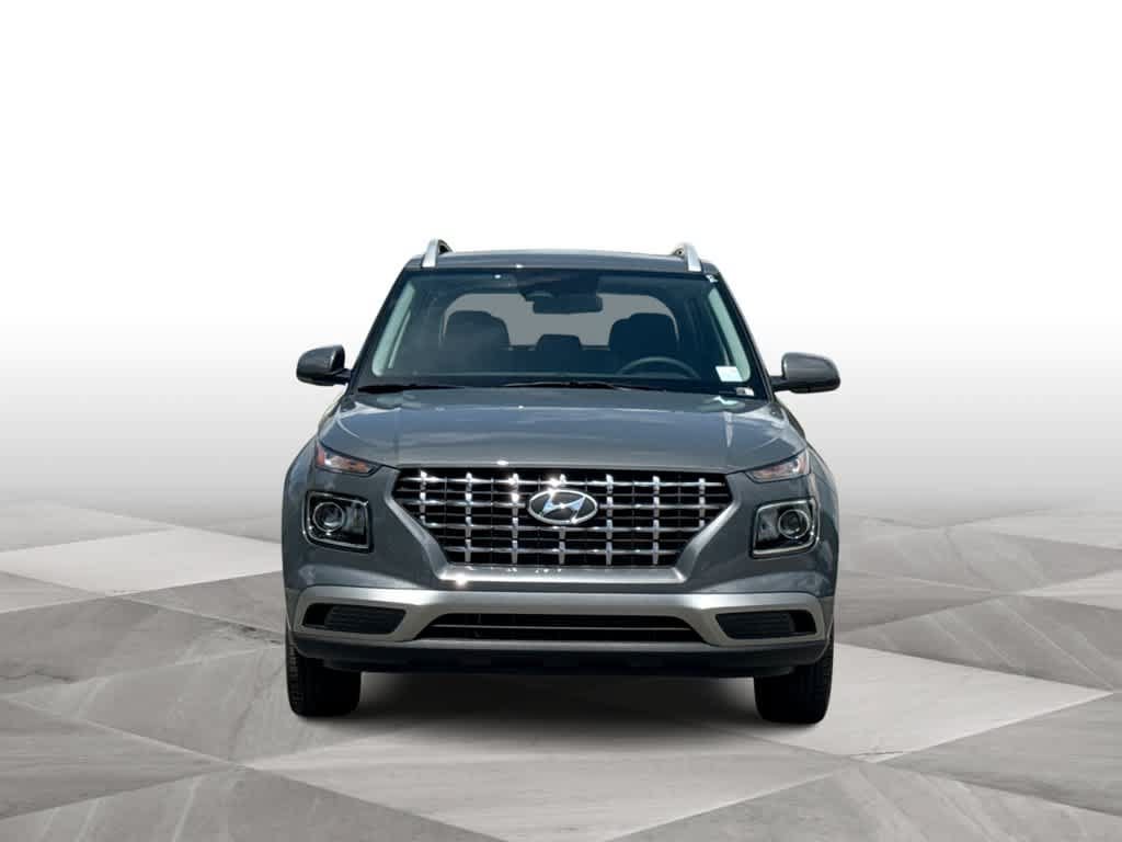New 2026 Hyundai Venue SEL FWD image 3