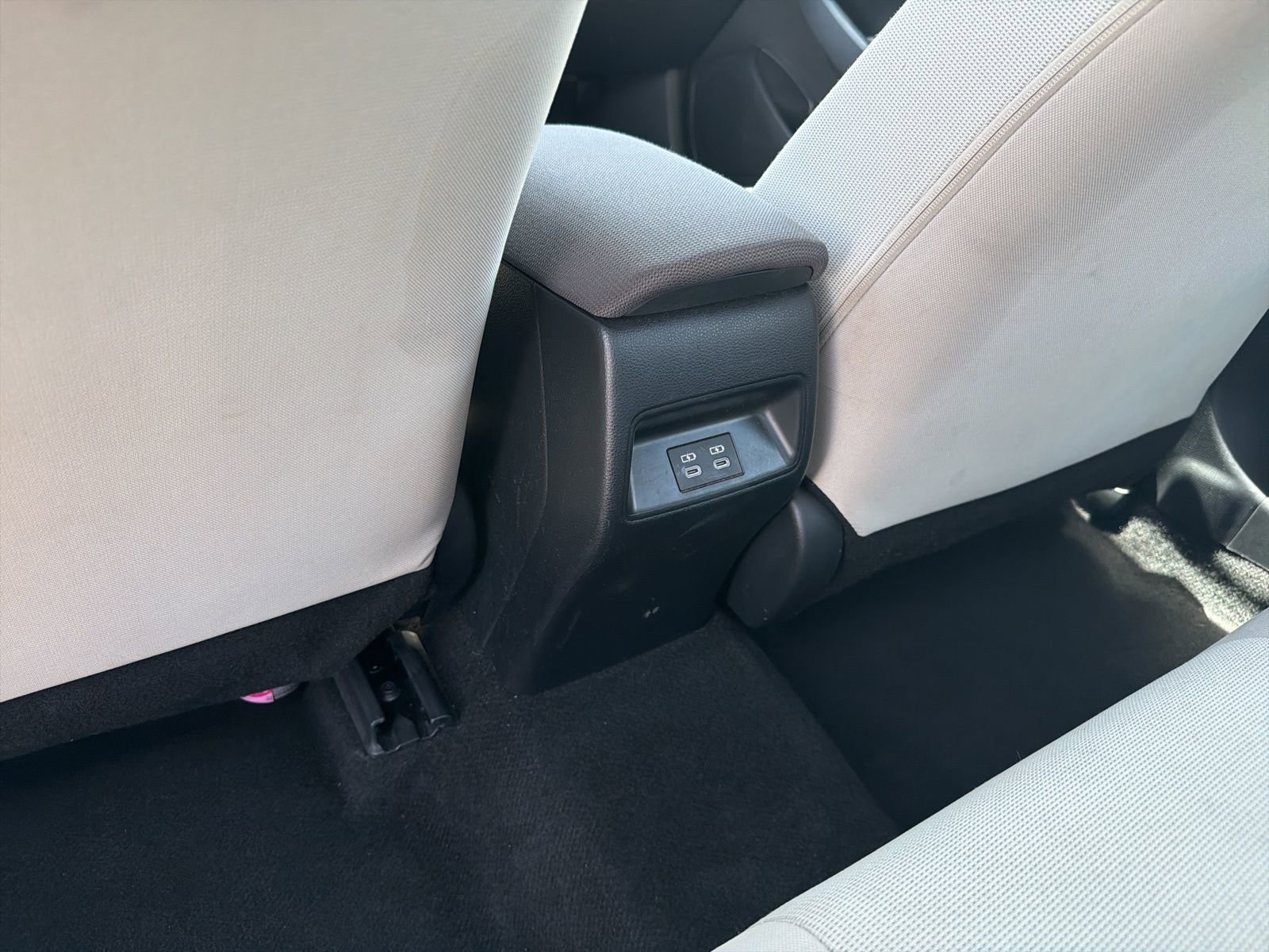 Used 2023 Toyota Corolla LE image 24