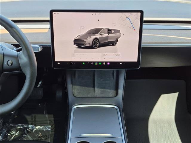 Used 2024 Tesla Model Y Long Range AWD/4WD image 15